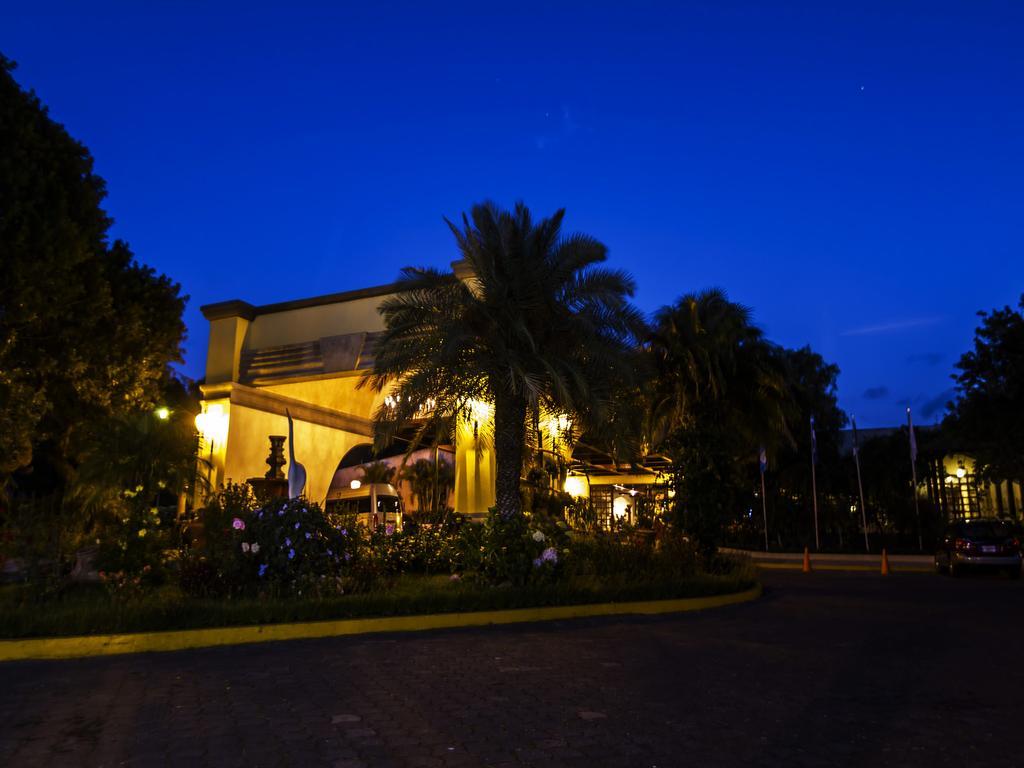 Hotel Soleil La Antigua Exterior foto
